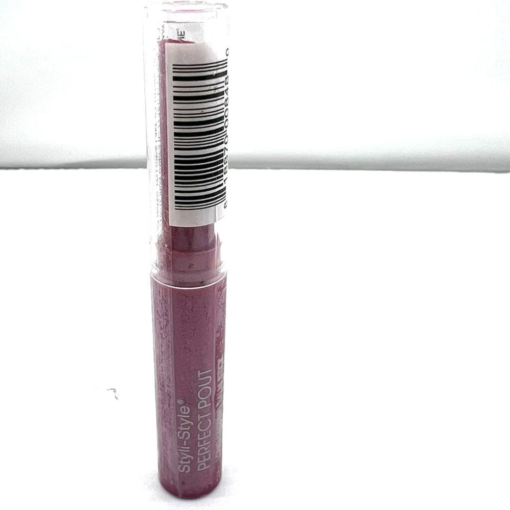 New Styli Style Perfect Pout Long Lasting Balm Stick shade Bold Berry Lipstick